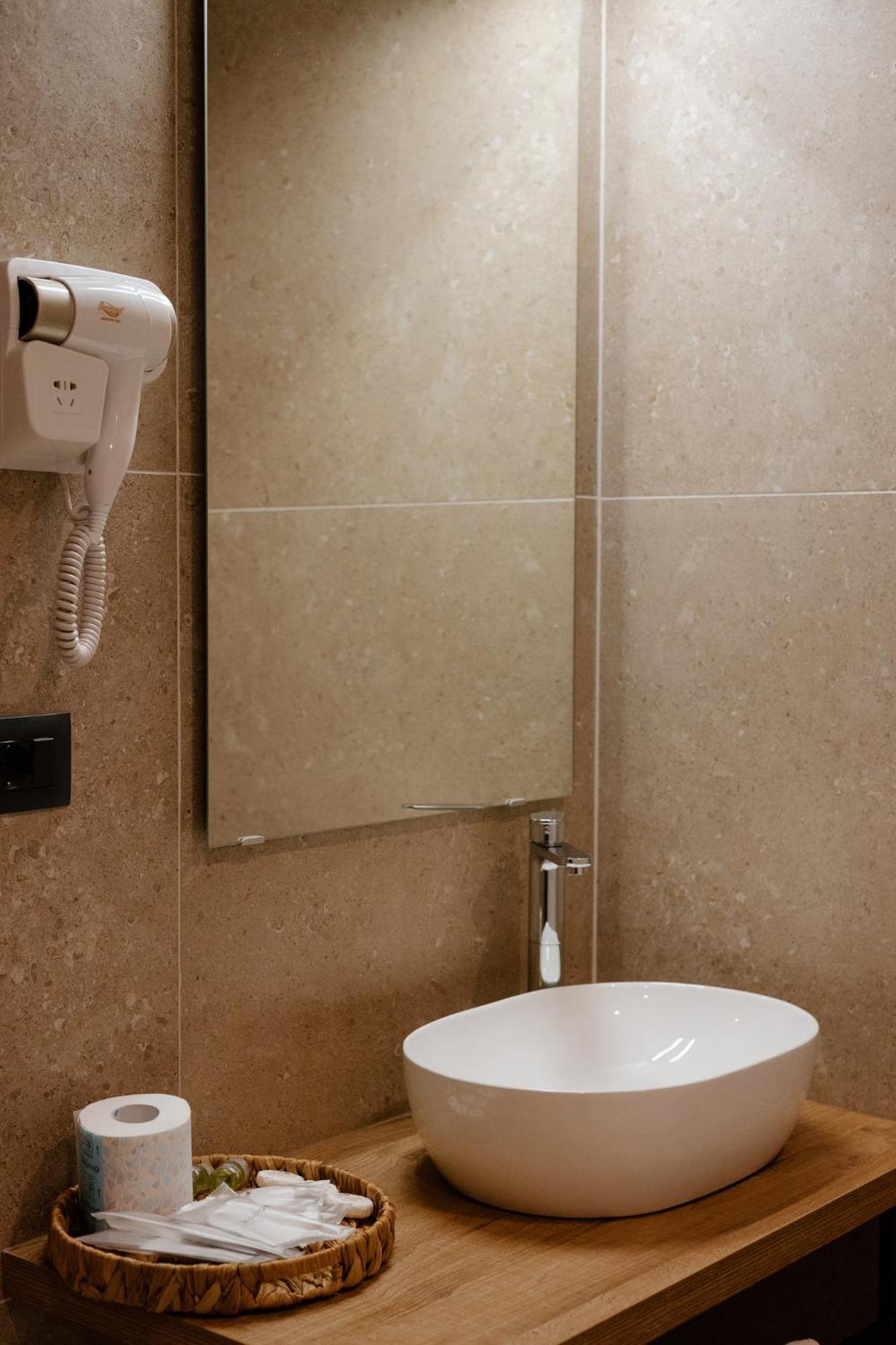 Belladonna Hotel بيدارا المظهر الخارجي الصورة